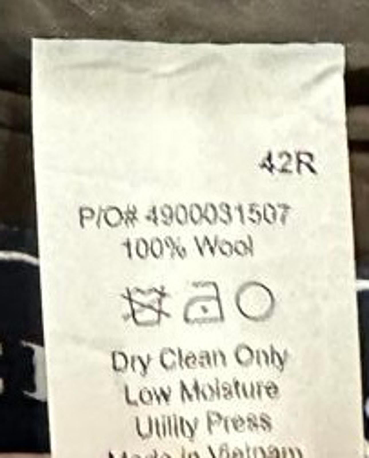 Chaps Men's Blazer Size 42R